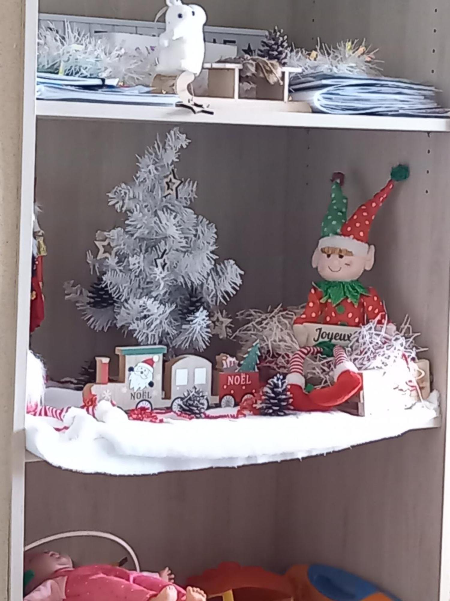 Gite La Petite Maison Montournais Экстерьер фото