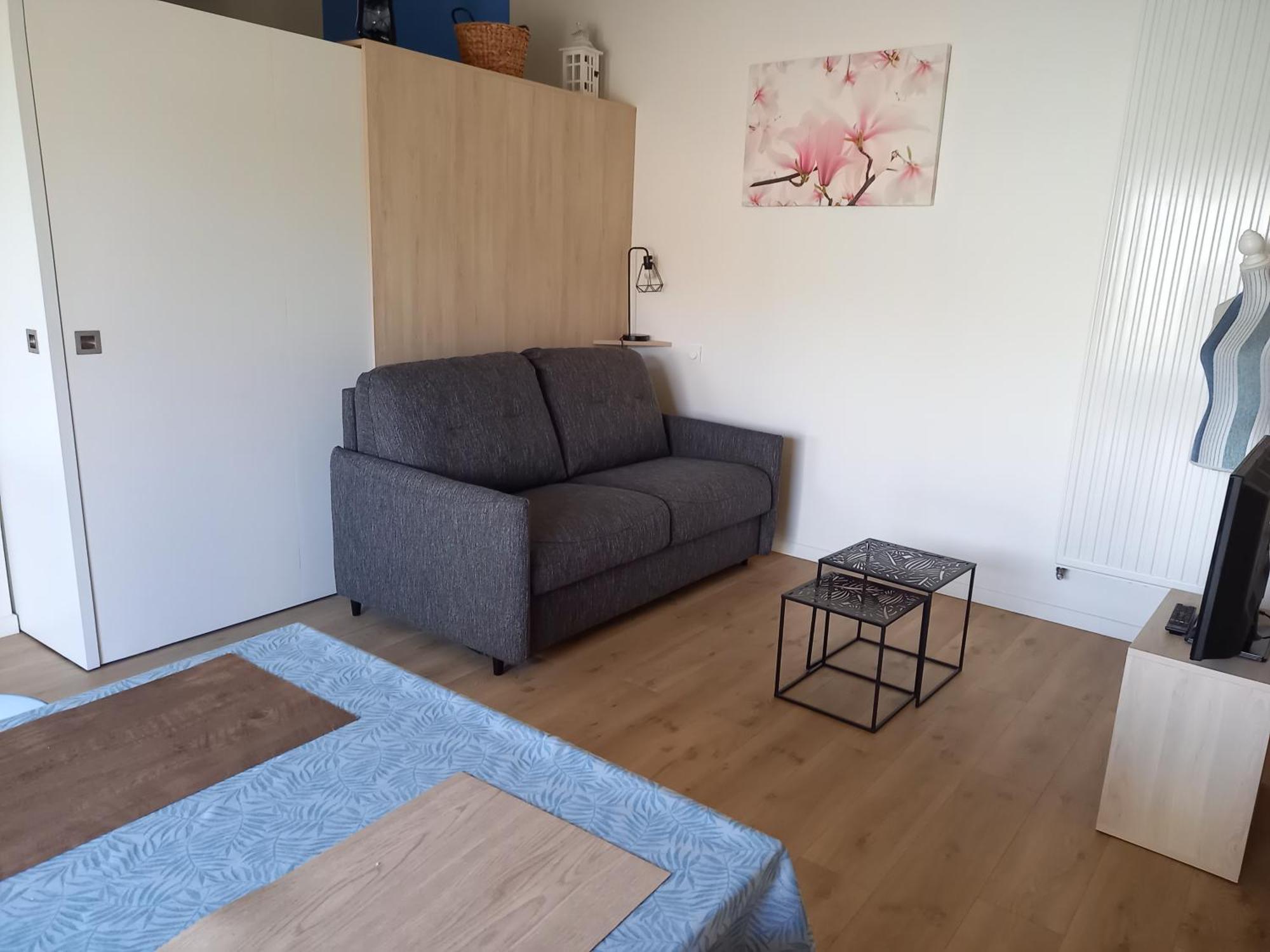 Gite La Petite Maison Montournais Экстерьер фото