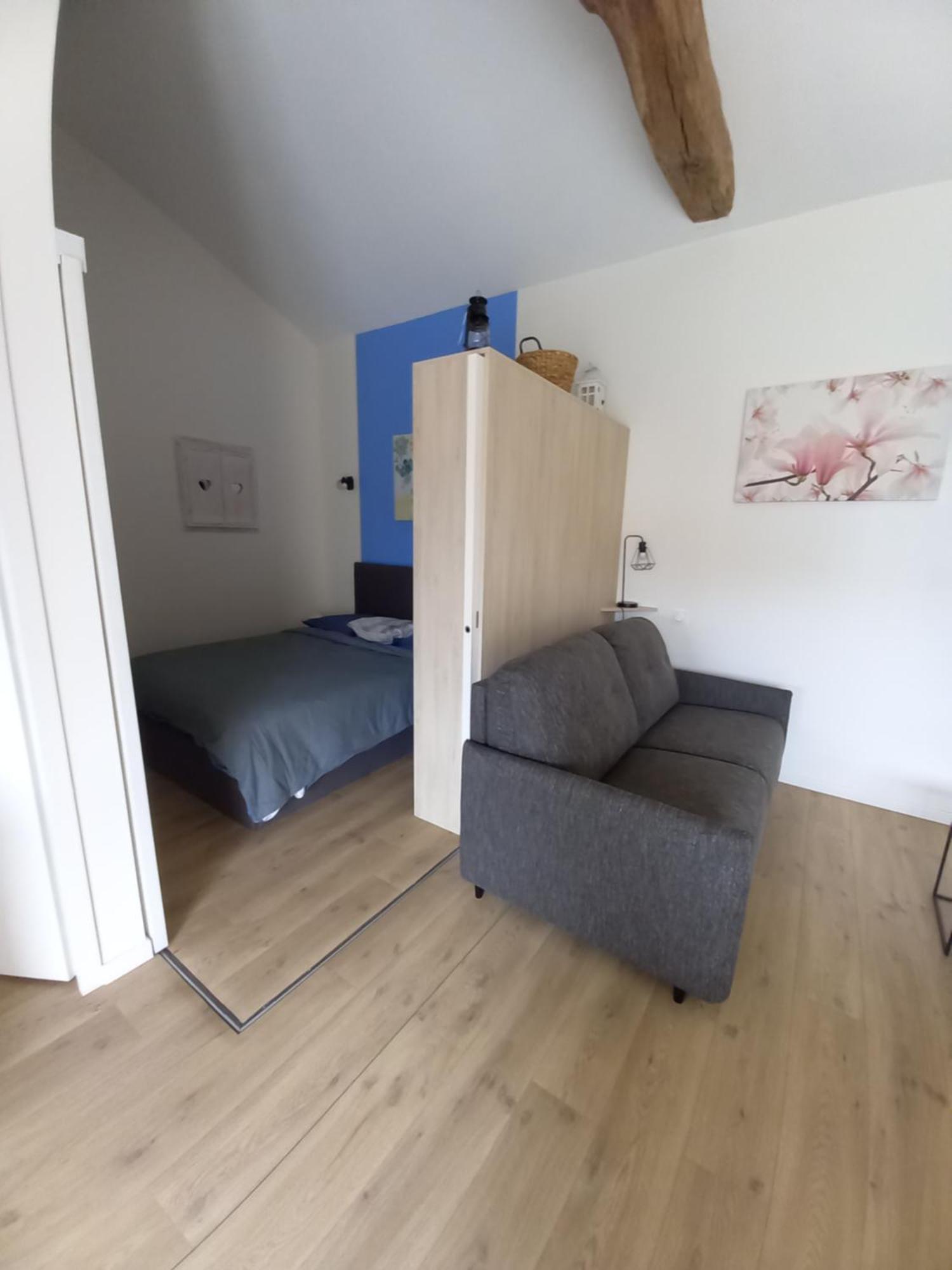 Gite La Petite Maison Montournais Экстерьер фото